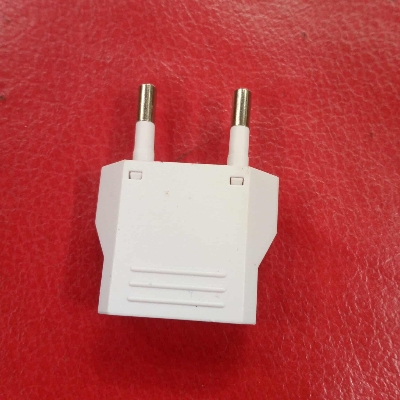 Picture of EU 2-Pin Plug To 2-Pin Socket Converter 250V 6A