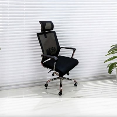 Picture of Dynamic Headrest Executive Manager Chair Black