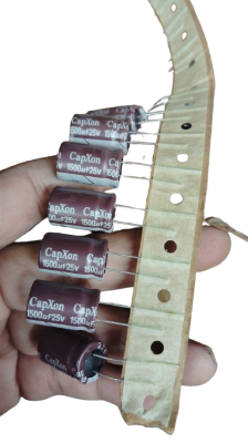 Picture of 3Pcs-Radial Lead Electrolytic Capacitor 1500uF 25V General Purpose