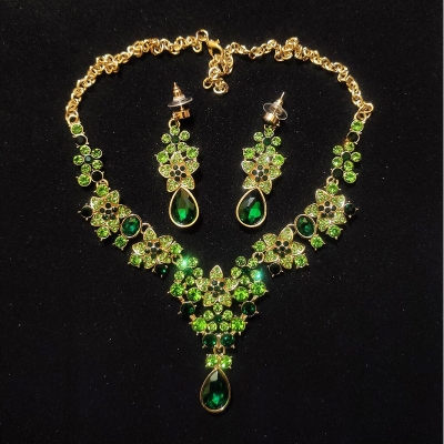 Picture of Necklace and Earrings for Bride with Premium Box