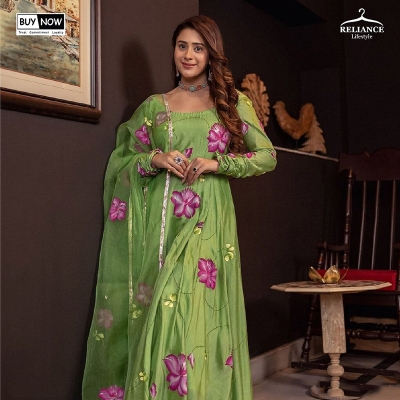 Picture of Cotton with screen print readymade 2 pics gown A2