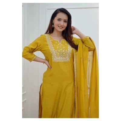 Picture of Readymade Stylish And Comfortable Nayra Cut  Made By Cotton Fabric  With Embroidery work & less work Three  Piece For Women(42)