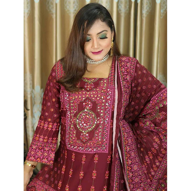 Picture of Readymade  Stylish And Comfortable Made By Lilen  Fabric Ghararah Three Piece For Women(42)