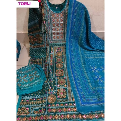 Picture of New Collection Readymade Stylish And Comfortable Made By Reon Fevric Butics Three Piece For Girls