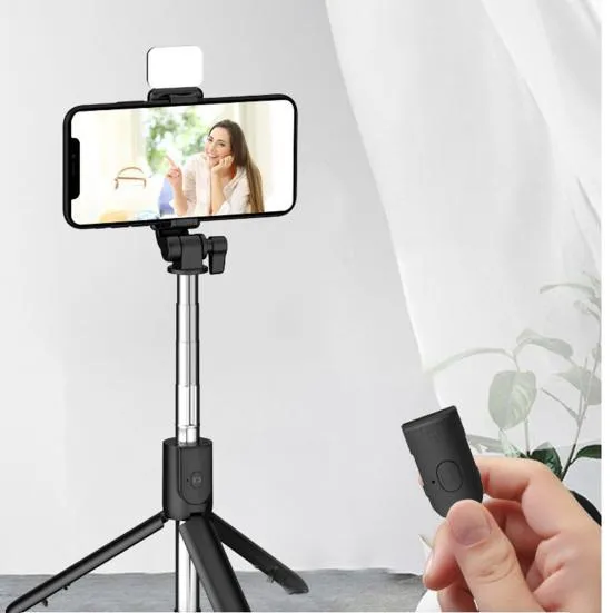 Picture of Q07 Selfie Stick Foldable Mini Tripod with Fill Light Bluetooth Remote Shutter Retractable Rod for Phone (100cm)-Black