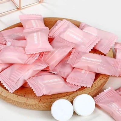 Picture of 20 pis Magic Tablet Coin Tissue Mini Compressed Towels Disposable Tablet Towel Cotton Coin Tissue Wipes for Travel Camping Beauty
