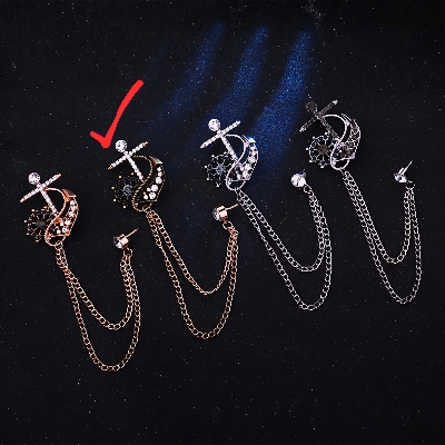 Picture of Naval Rudder Anchor Brooch Rhinestone Pin For Men & Women Fashion Accessories (Antique Gold W Chain)