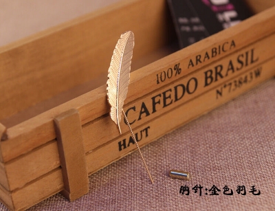 Picture of Leaf/Feather Lapel Pin Brooch For Men Suits Long Stick Safety Pin Wedding Jewelry (Gold)