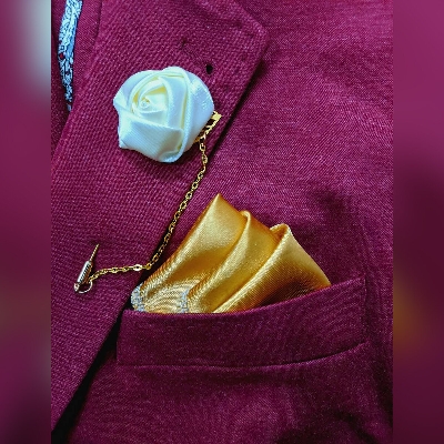 Picture of Ribbon Flower Lapel Chain pin with Matching Pocket Square (Off White)