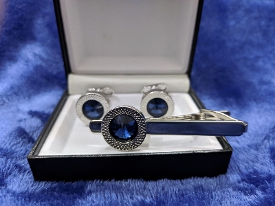Picture of Cufflinks & Tie Clip Set For Men Fashion Shirt Accessories (Blue Stone Silver)