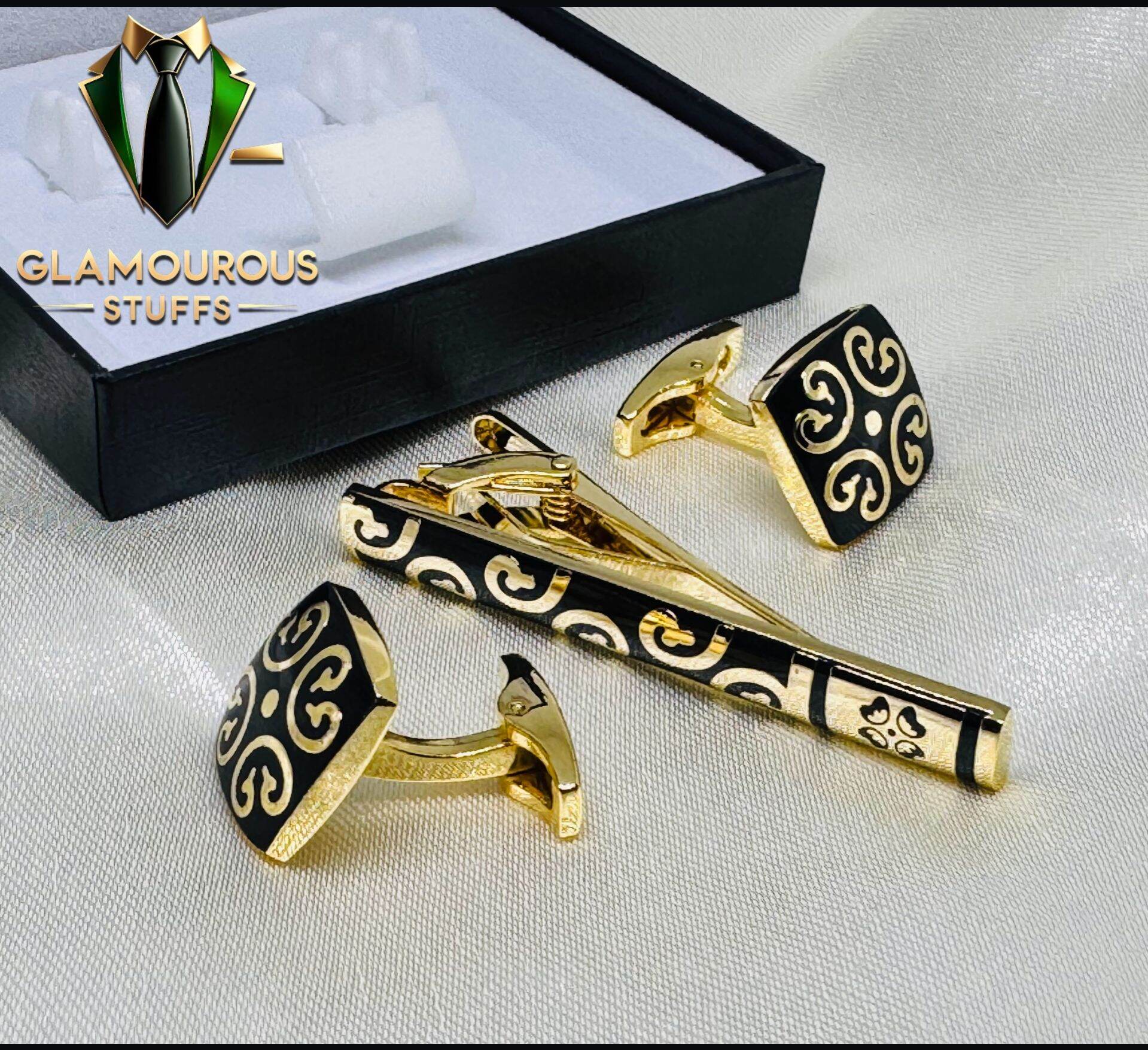 Picture of Cufflinks & Tie Clip Set For Men Fashion Shirt Accessories (Blossom Golden Set)