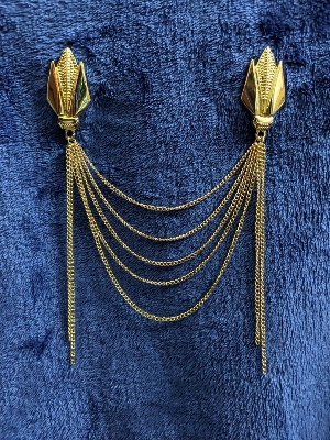 Picture of Tassel Multi Chain Brooch Badge For Men Suit Fashion Accessories (Gold)