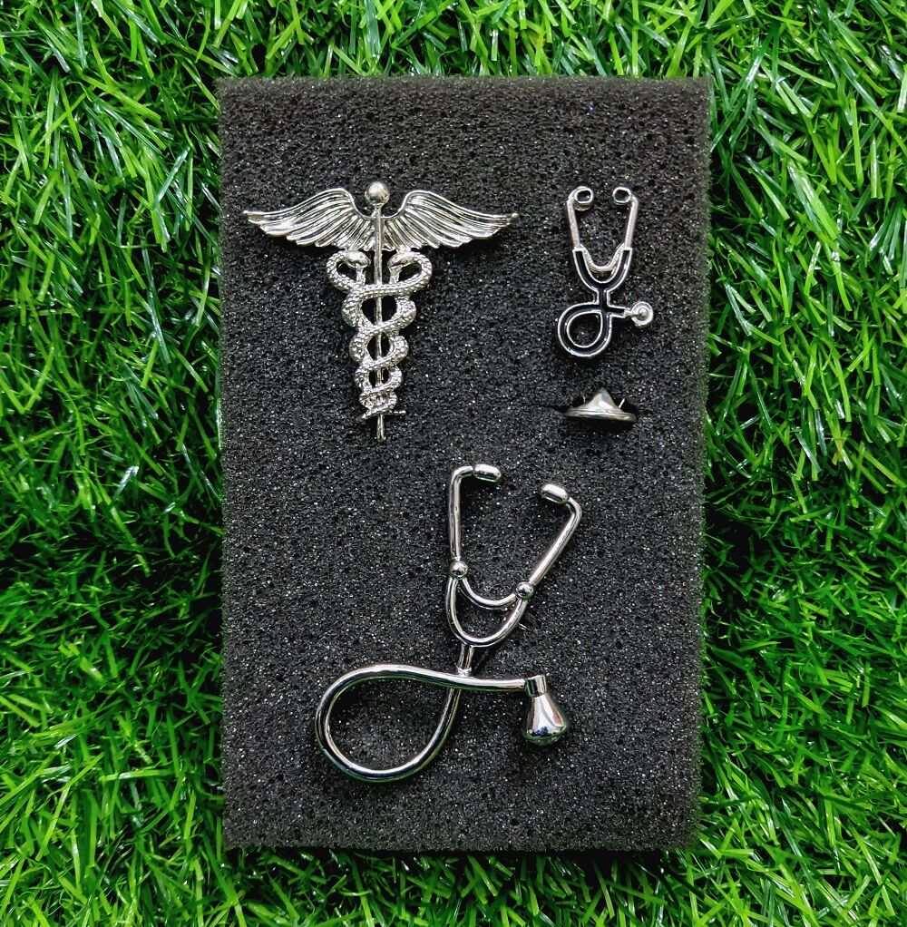 Picture of Medical Professionals / Doctor Brooch Set – 3pcs Suit & Collar Accessories for Men & Women (3p Silver Set)