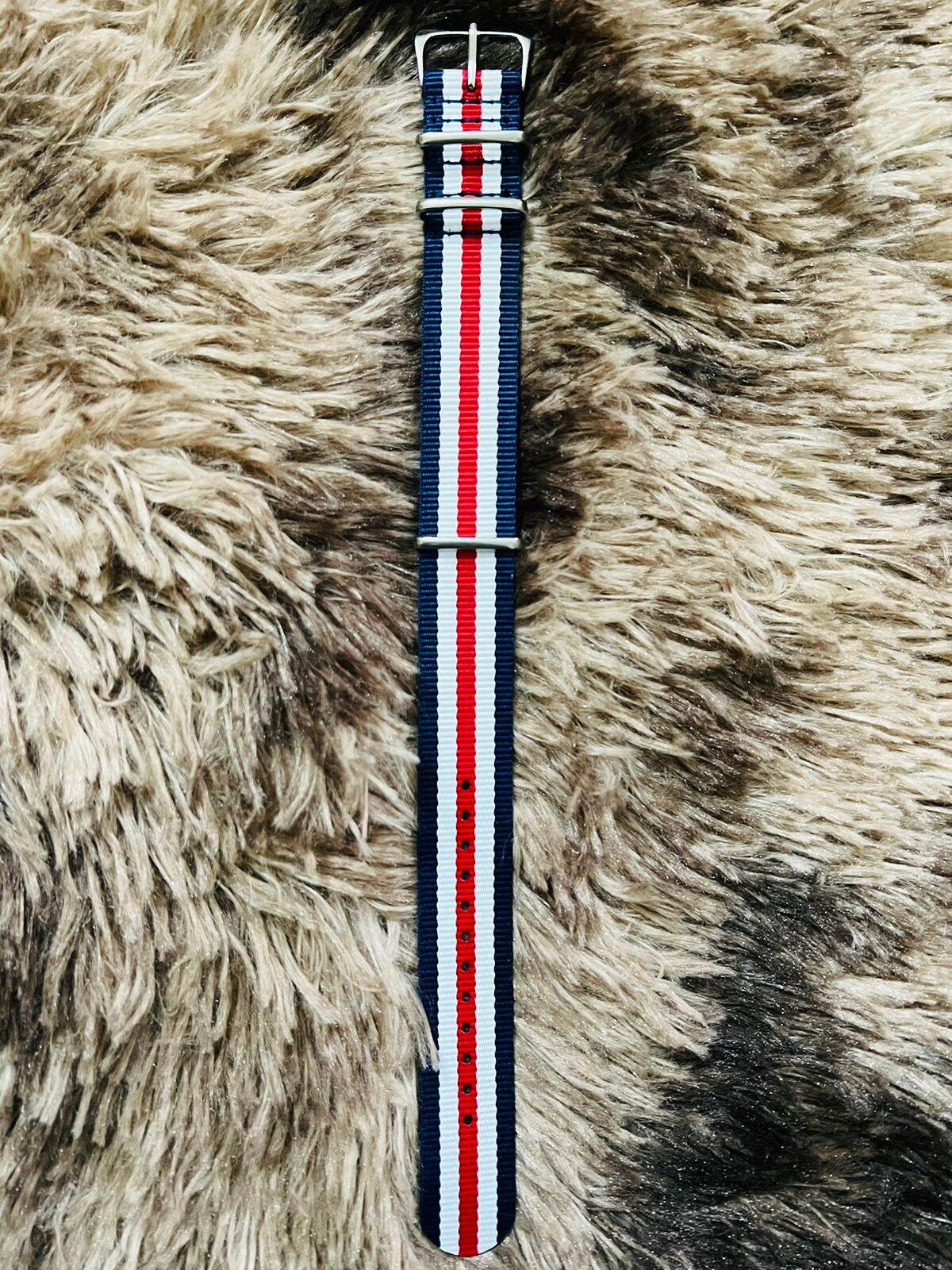 Picture of Fashionable Nylon Metal Watch Strap for man - 22mm (1Ps) (Blue, White & Red Stripe)