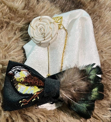 Picture of Luxury Embroidery Feather Bow Tie + Flower Lapel + Pocket Square 3p Set For Men (White Flower & PS,Int: One size)