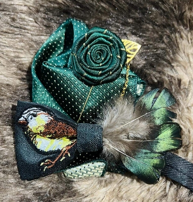 Picture of Luxury Embroidery Feather Bow Tie + Flower Lapel + Pocket Square 3p Set For Men (Black & Green,Int: One size)