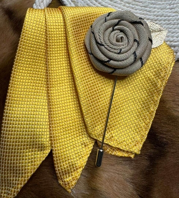 Picture of Handmade Rose Cloth Flower Corsage Pin With Pocket Square (Khaki)