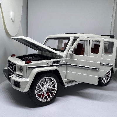 Picture of Luxury Model Car – Premium Die-Cast Model Car For Collection (1:24) (Mercedes G Wagon)