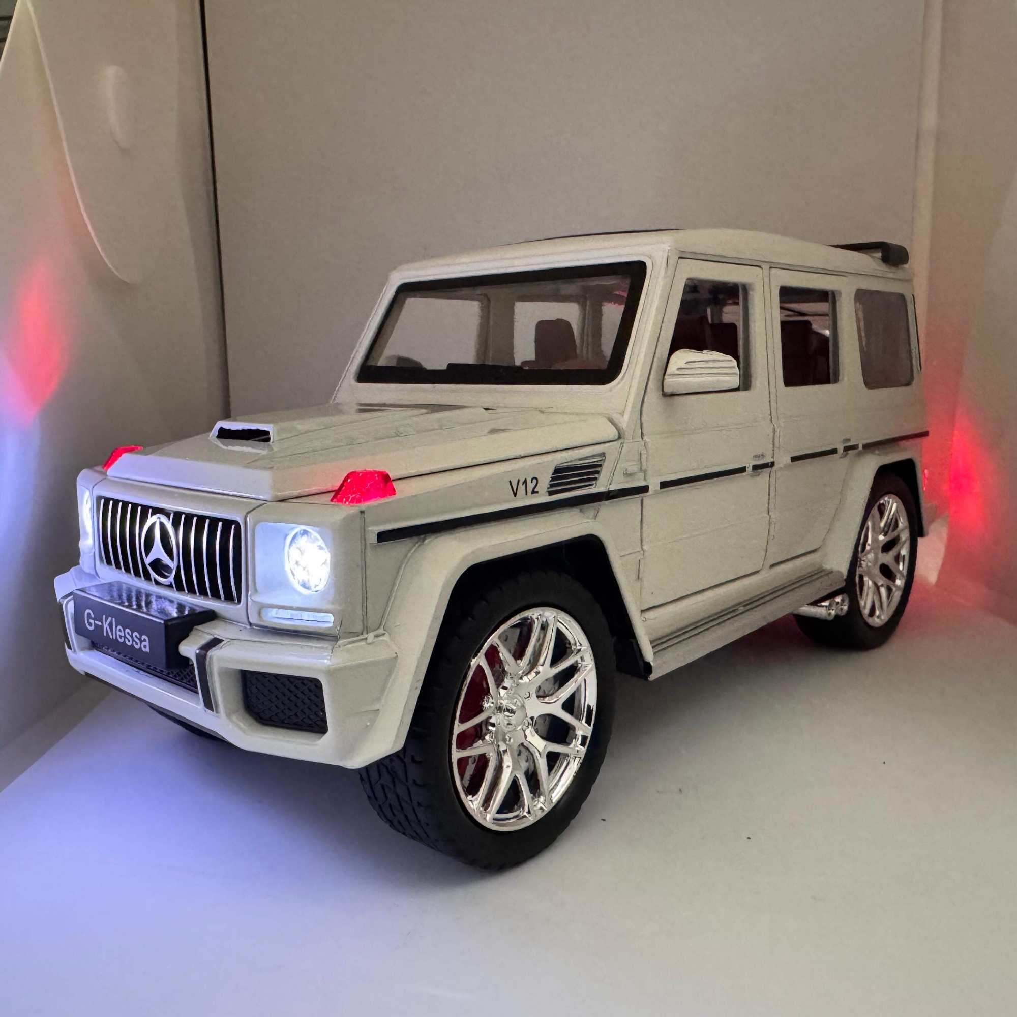 Picture of Luxury Model Car – Premium Die-Cast Model Car For Collection (1:24) (Mercedes G Wagon)
