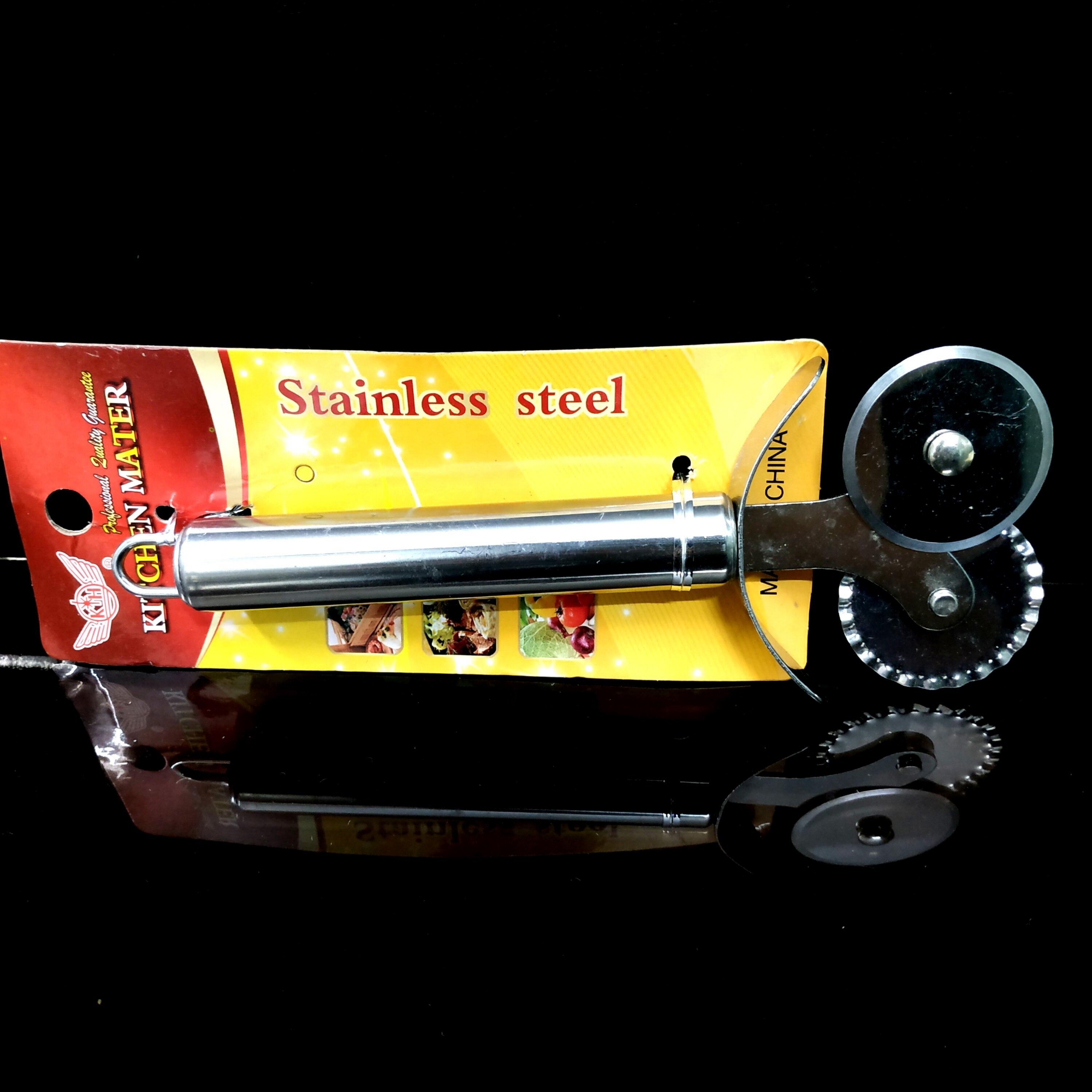 Picture of Pizza Wheel Cutter (Kitchen Wheel Slicer as Safety Cake Knife, Pizza Wheel Slicer, Pizza Wheel Cutter)-Multicolor