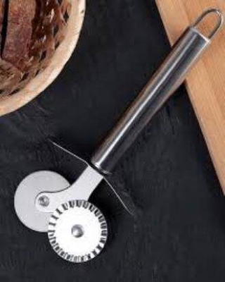 Picture of Pizza Wheel Cutter (Kitchen Wheel Slicer as Safety Cake Knife, Pizza Wheel Slicer, Pizza Wheel Cutter)-Multicolor