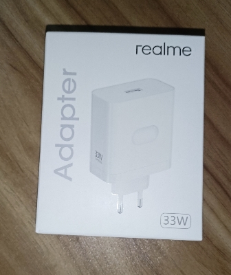 Picture of টাইপ c কেবল সহ realme 33w স্মার্ট ফ্ল্যাশ পাওয়ার অ্যাডাপ্টার - White