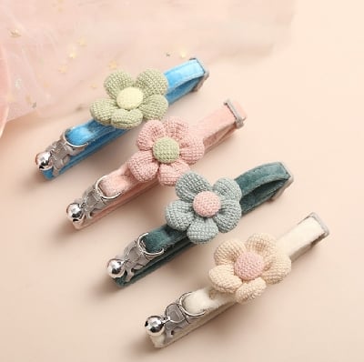 Picture of (Flower shape) Cat Bell Collar Colorful Adjustable Sweat Cute Cartoon Pet Collar Sun Flower Bowtie Soft Polyester Small Dog Cat Necklace - Multicolor - 