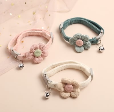 Picture of (Flower shape) Cat Bell Collar Colorful Adjustable Sweat Cute Cartoon Pet Collar Sun Flower Bowtie Soft Polyester Small Dog Cat Necklace - Multicolor - 