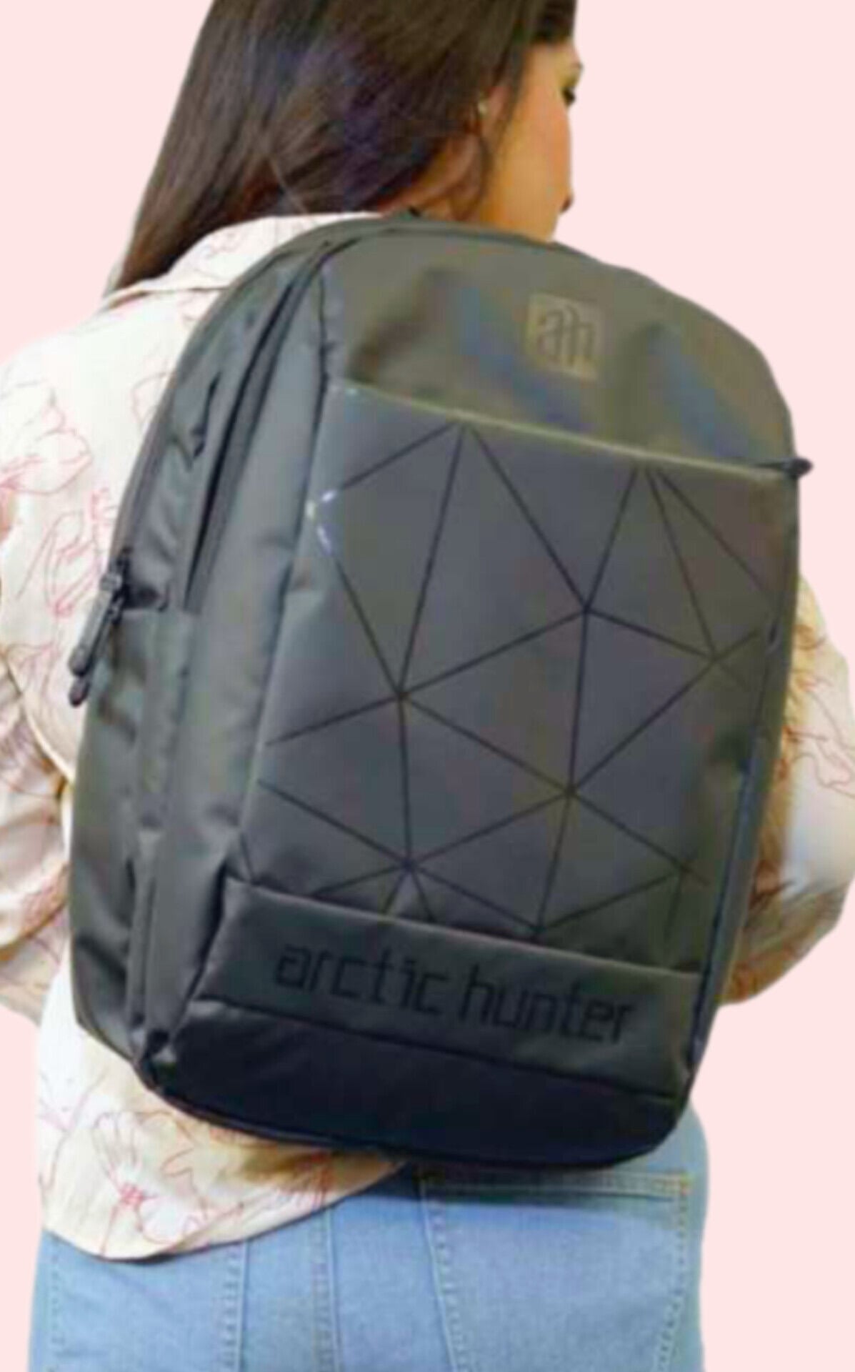 Picture of Stylish School Bag for Boys and Girls - All-Season Oxford Fabric Laptop Backpack - Multi-Compartment Travel Design with Ergonomic Fit - Black
