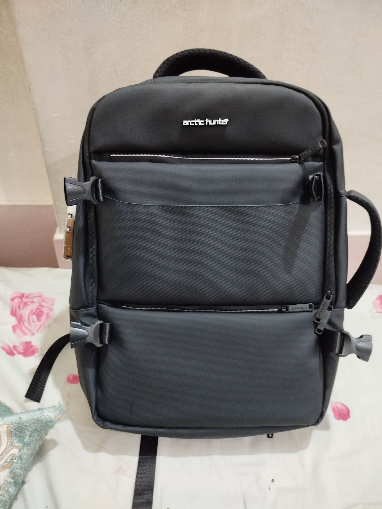 Picture of Arctic Hunter Pro 18.5″ Multilayer Travel & Suitcase BackPack Multilayer & Suitcase BackPack