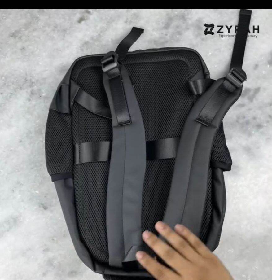 Picture of Premium Quality Arctic Hunter Laptop ang Office BackPack for Men ,School college University Bag for Men