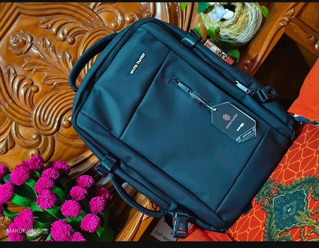 Picture of Arctic Hunter Pro BackPack with Lock