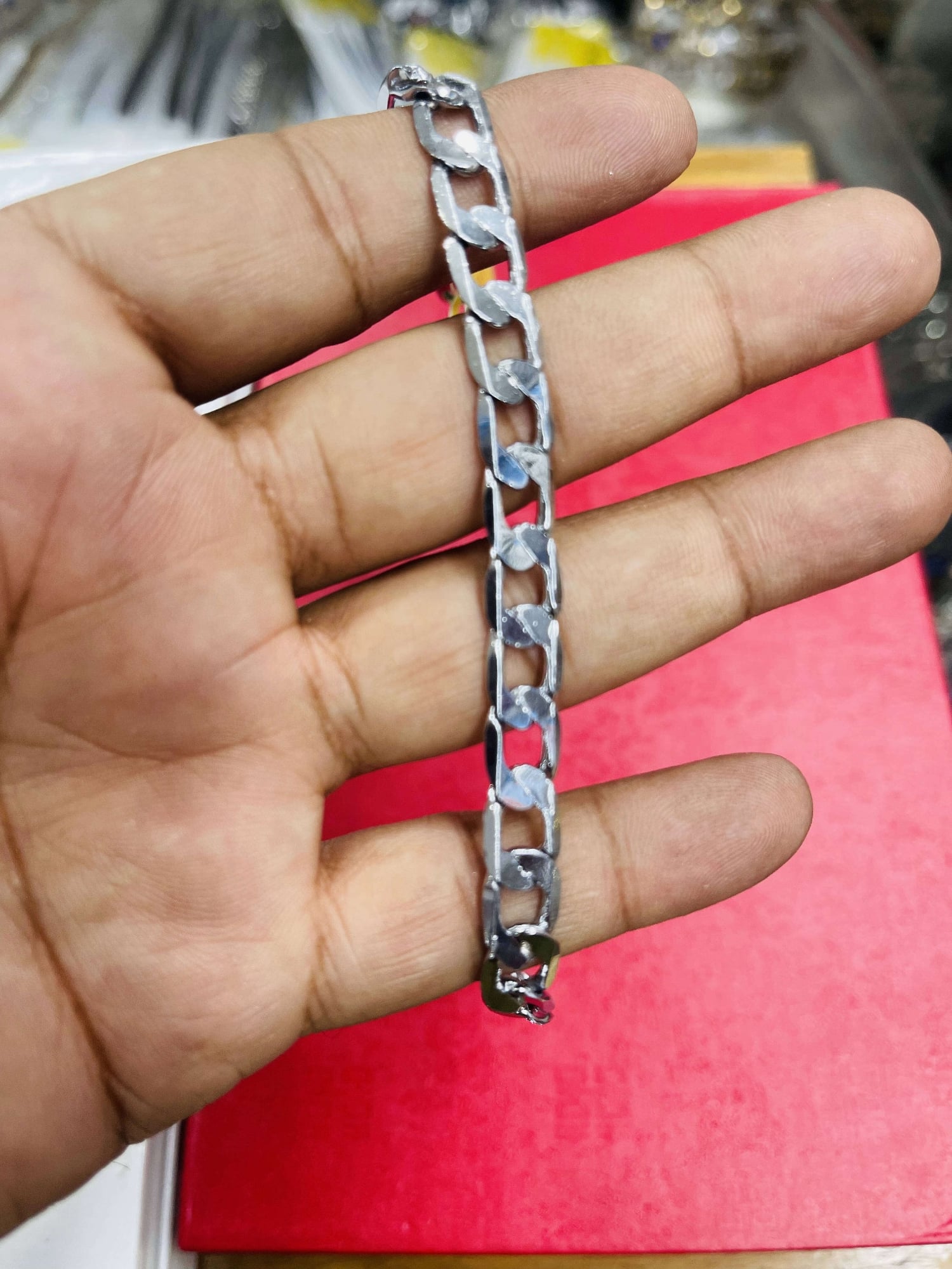 Picture of সিলভার স্টেইনলেস স্টিল ব্রেসলেট 