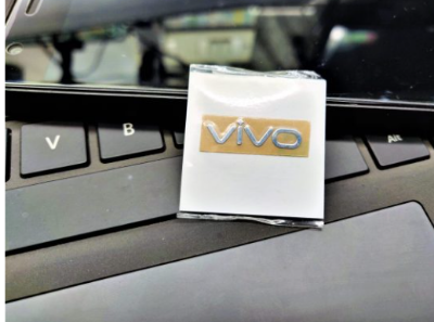 Picture of Vivo Silver Metal Logo.