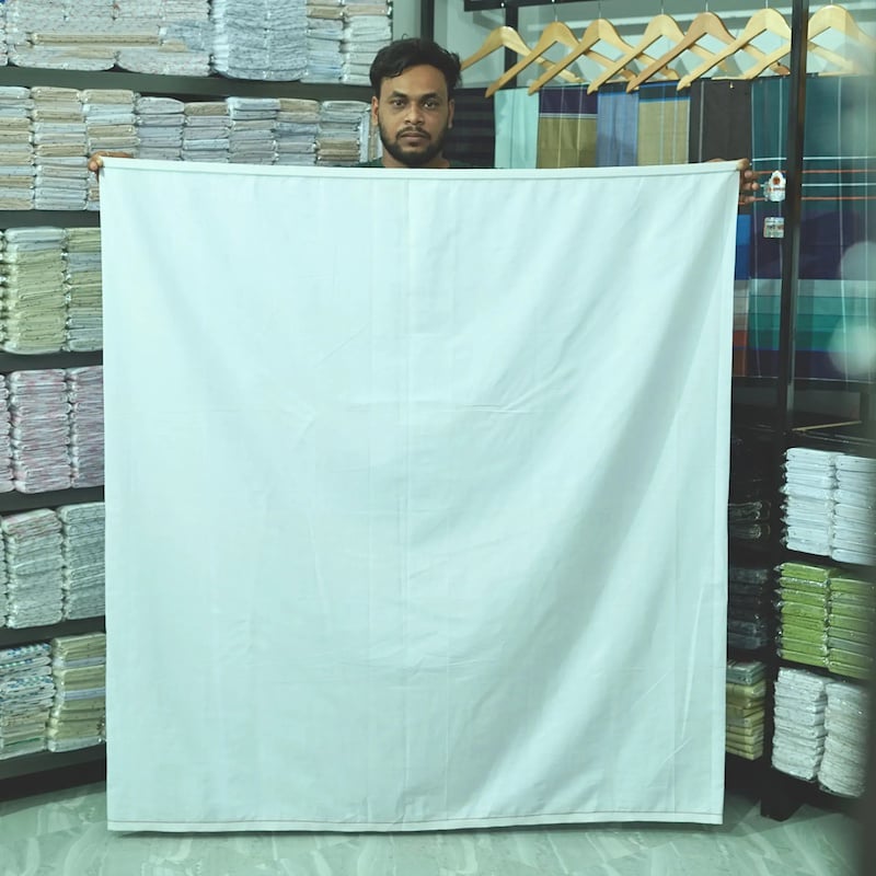 Picture of Tailocraft Men’s Pure Cotton Solid White Lungi 5.5 Hand-1