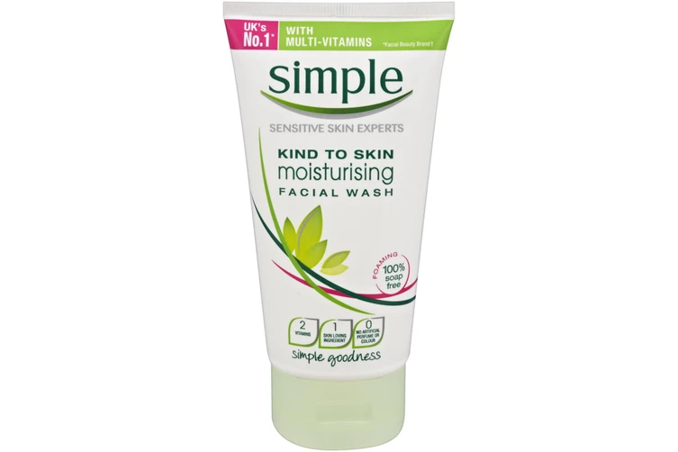 Picture of Simple Kind to Skin Moisturising Facial Wash & Light Moisturiser Combo -(150ml + 125ml) (OA)-Fresh