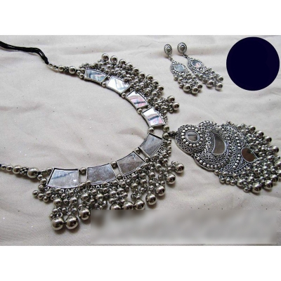 Picture of Elegant & Trendy German Silver Mirror Jewellery Set of Necklace and Earring for Women 