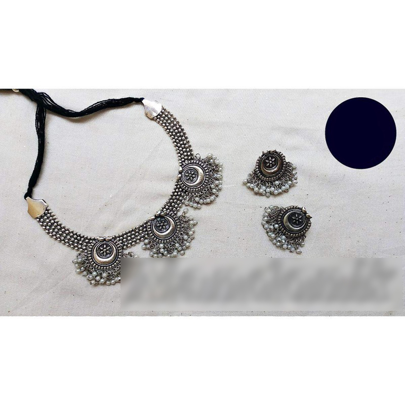 Picture of Elegant & Trendy Oxydized Silver Jewellery Set of Necklace and Earring for Women 