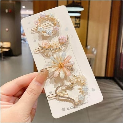 Picture of 4Pcs/Set Flower Heart Hair Clip Sets Heart Moon Rhinestone Pearl Hairpins For Women Girls Hair Accessories - Multicolor