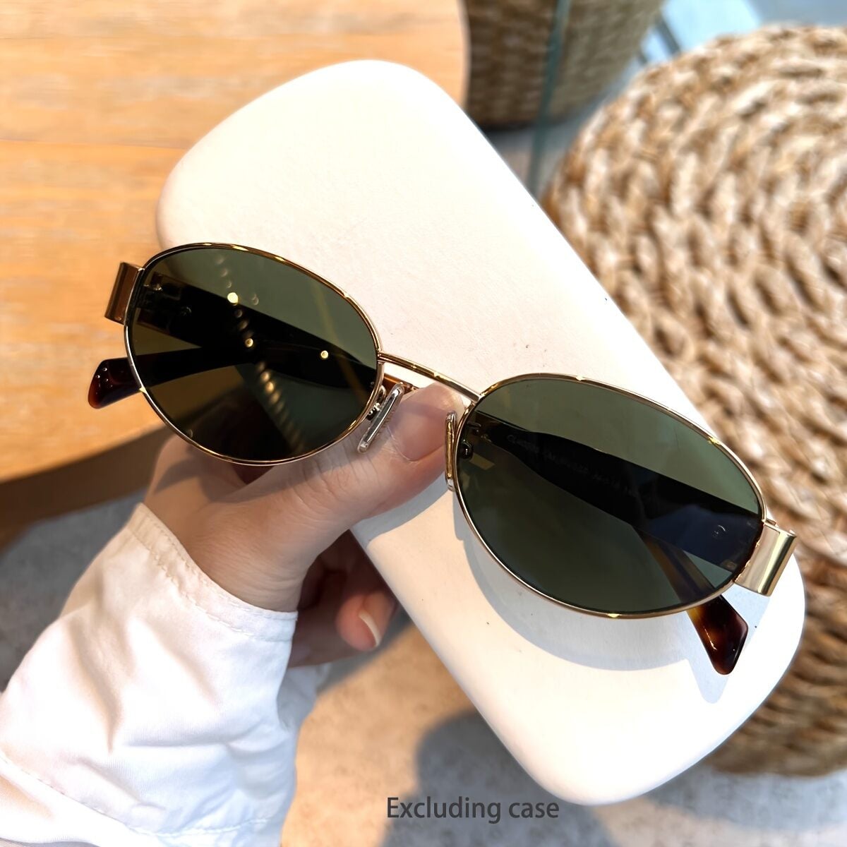 Picture of Retro Luxe Oval Sunglasses – Style Meets Protection - Multicolor