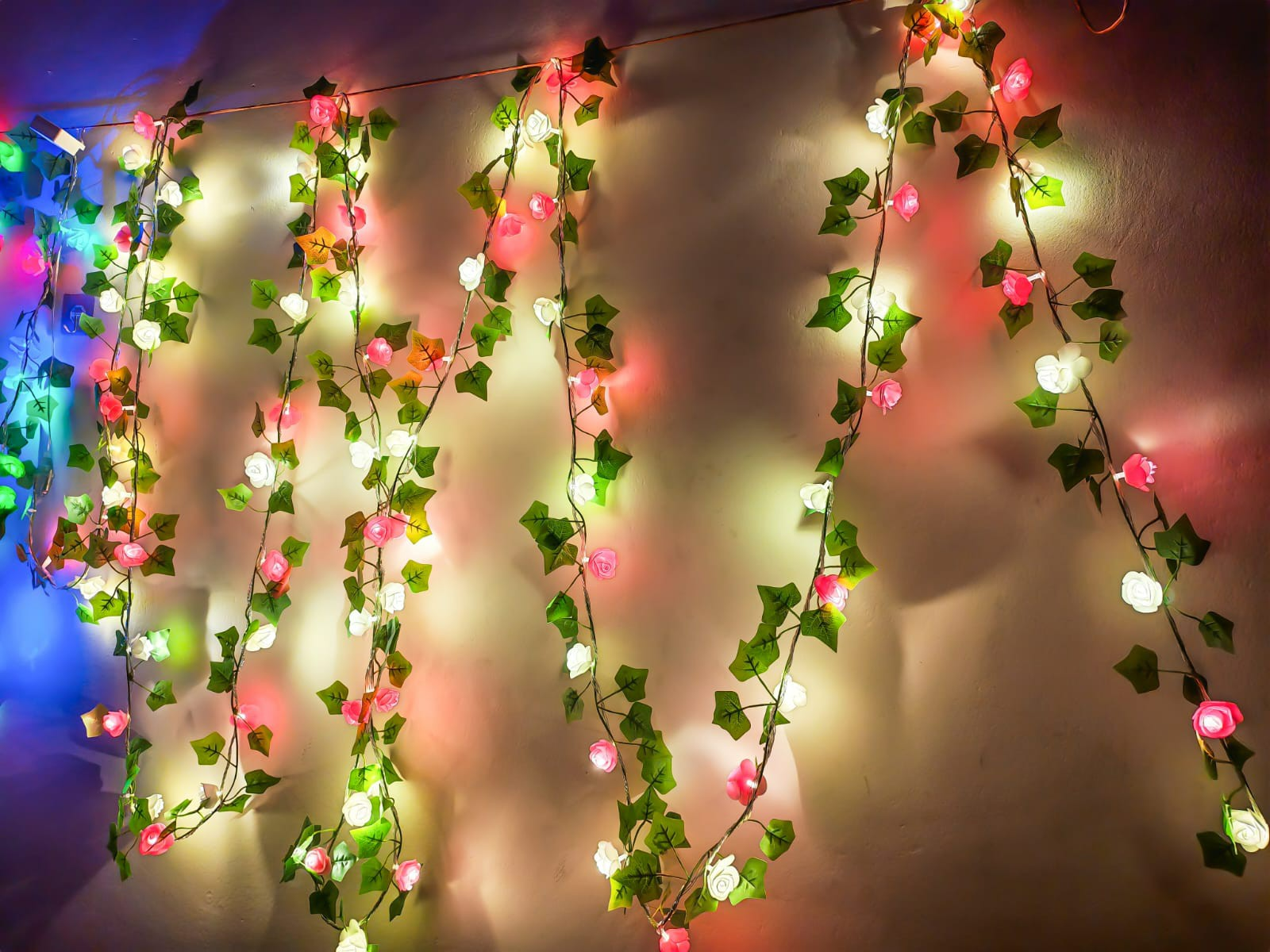 Picture of Rose Fairy Leaf LED String Lights with Rose & Leaf Golden 80 LED 25ft 8 Lighting Modes Bedroom Wedding Party Home Decoration Golden