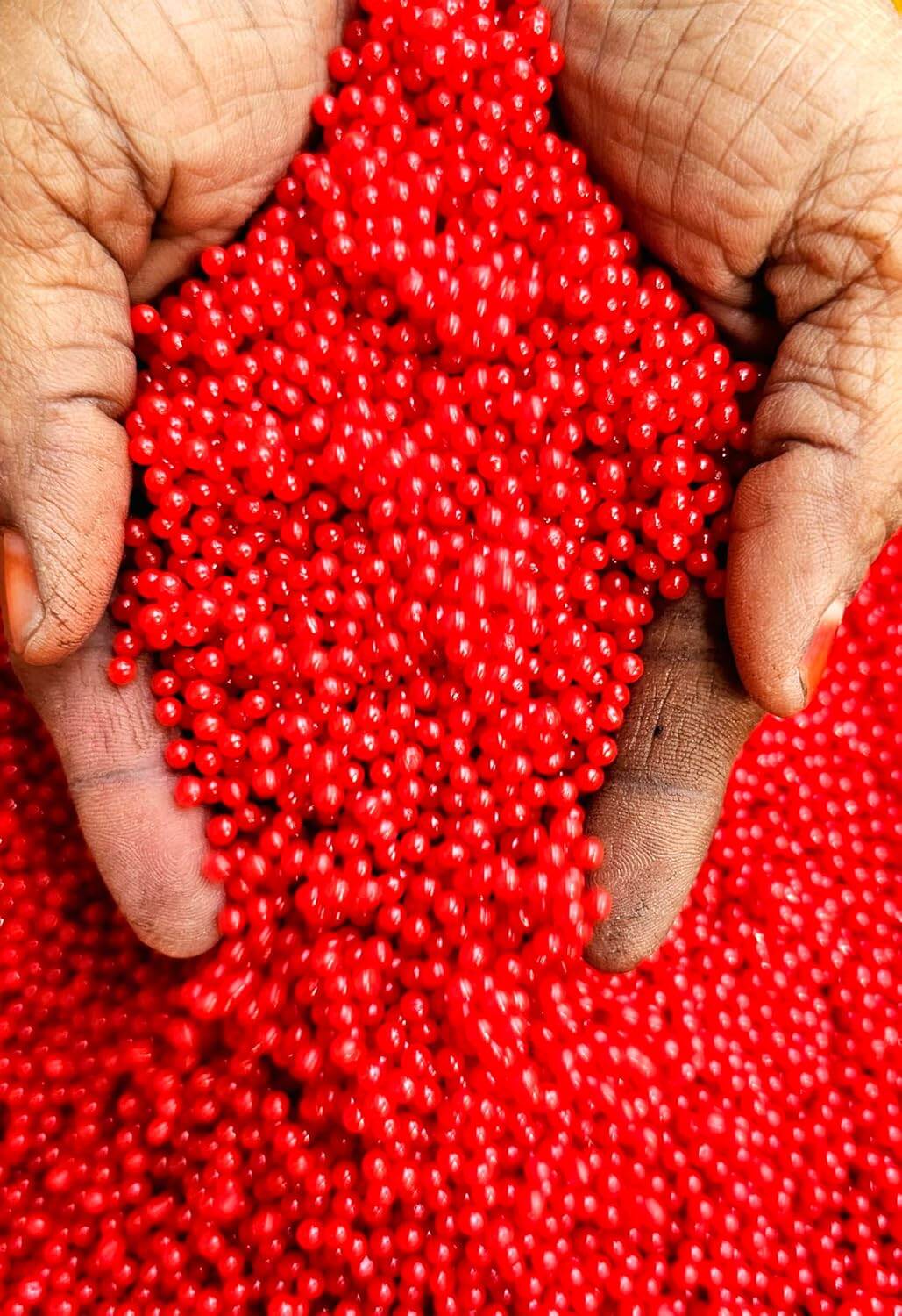 Picture of Water Gel Beads for Blaster (7–8mm) – Non-Toxic Premium Gellets Refill Jar (20K, 1 Jar Pack) - Red