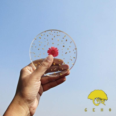 Picture of Handmade Pressed Flower Resin Coasters Set Of 6 Pieces-Multicolor