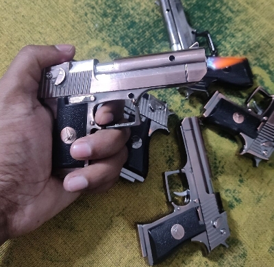 Picture of Large Metal Real Style Desert Eagle Windproof Gas Lighter 
