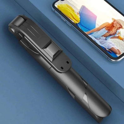 Picture of XT02 Bluetooth Extendable Selfie Stick with Wireless Remote for Making TikTok, Vlog-Black