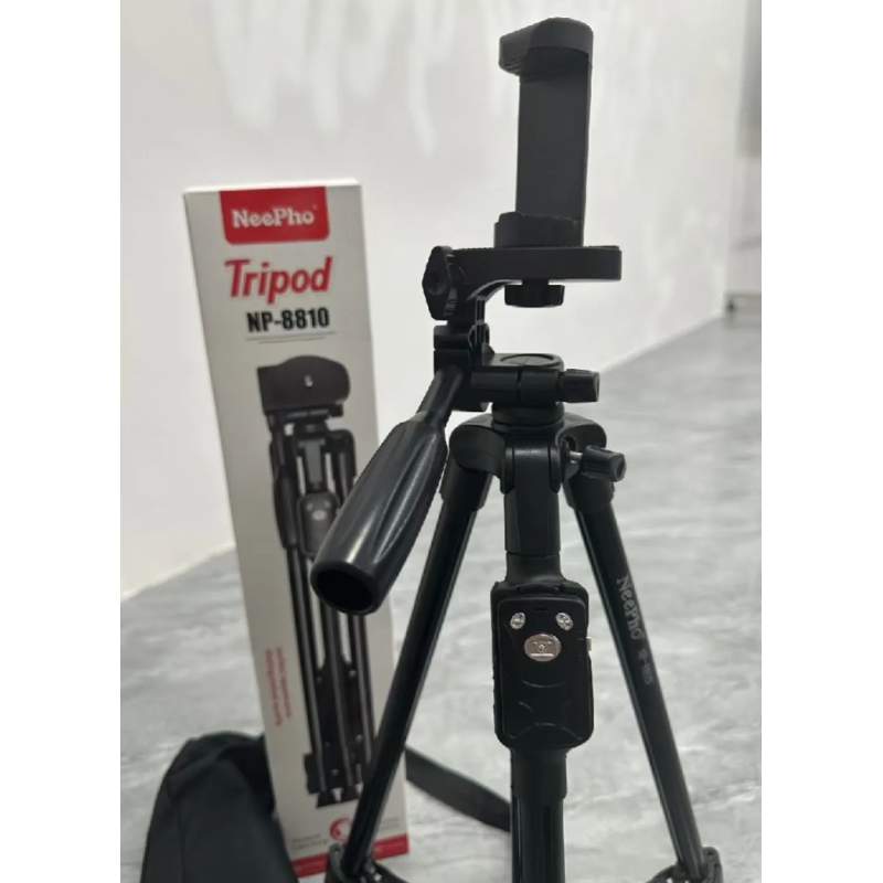 Picture of NEEPHOO 8810 Aluminum Alloy Tripod for Mobile and Camera Stand withNon-silp Rubber Feet 3-section Center Column - Black-Black