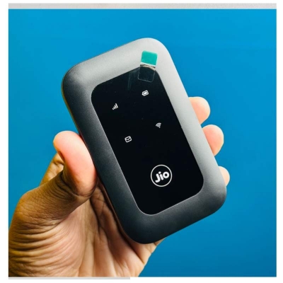 Picture of JIO 4G Wifi Airport pocket Router with Battery Type -C charging-Black