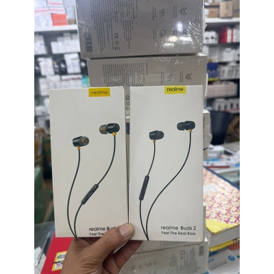 Picture of R-e-a-l-m-e Buds 2 wired earphones. -Black