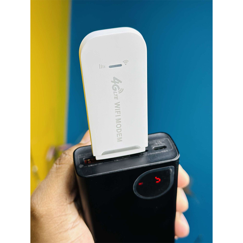 Picture of 3-in-1 LTE 4G USB Modem with a Wi-Fi Hotspot feature. It can function as a 4G modem, a USB Wi-Fi router, and a Wi-Fi hotspot. -White