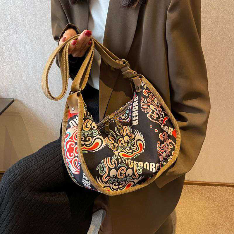 Picture of Messenger Shoulder Tide Bag Black brown